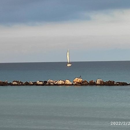 A Due Passi Dal Mare Apartment Otranto Ngoại thất bức ảnh